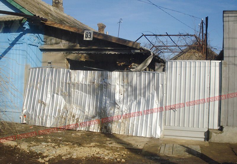 В Измаиле пьяный на "Жигулях" въехал в жилой дом. Фото, видео