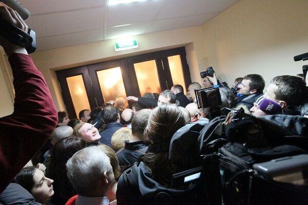 Двери в Киевсовете ломали около 200 человек - милиция