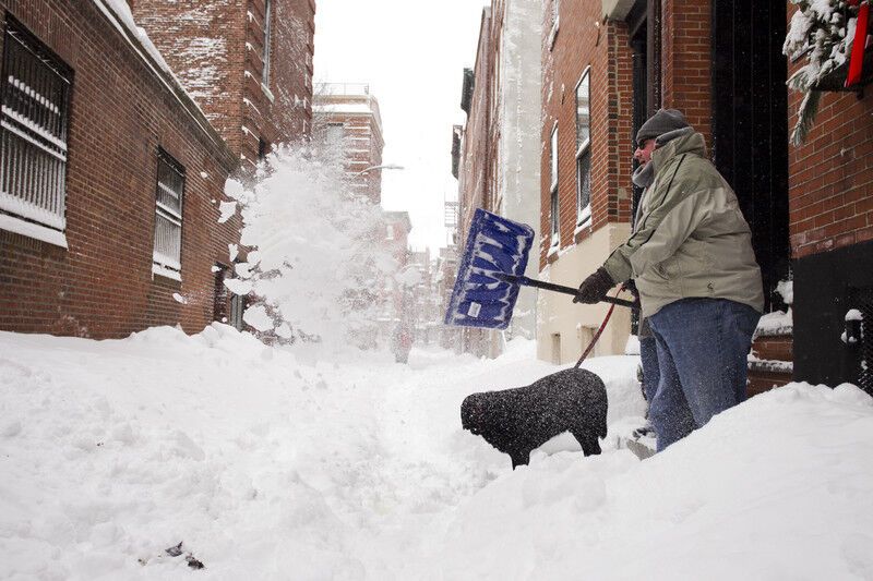 У п'яти штатах США введено надзвичайний стан через сильний снігопад