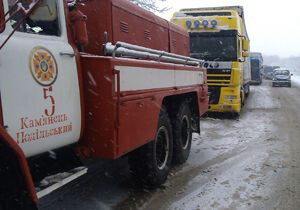 На Хмельниччині за добу зі снігового полону звільнили майже 400 осіб