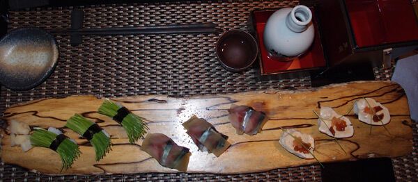 Токио. Сет ниндзя-суши в ресторане "Ninja"
