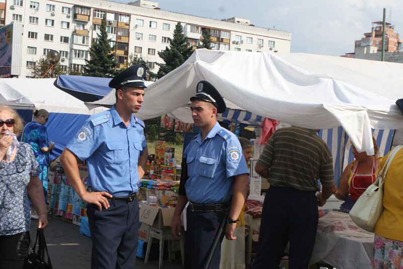 Ярмарок під ЦВК не розходиться вже півроку 