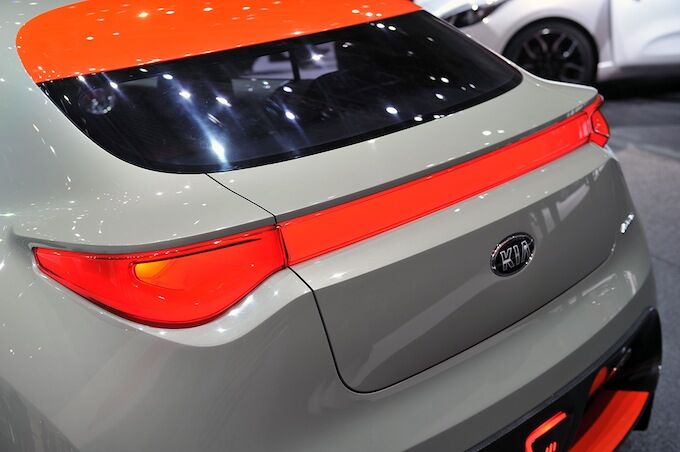 Kia представила концепт-кар Provo. Фото