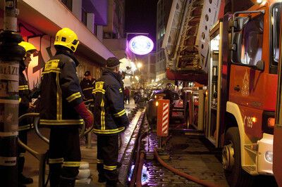 В Афинах взорвали три офиса политиков