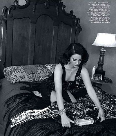 Дель Рей вписалась в итальянский стиль для L'officiel. Фото