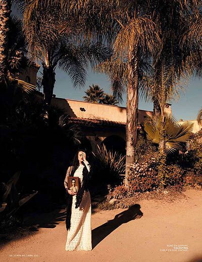 Дель Рей вписалась в итальянский стиль для L'officiel. Фото