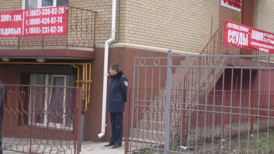 Захоплення заручниці в Донецьку: чоловікові загрожує 15 років. Фото. Відео