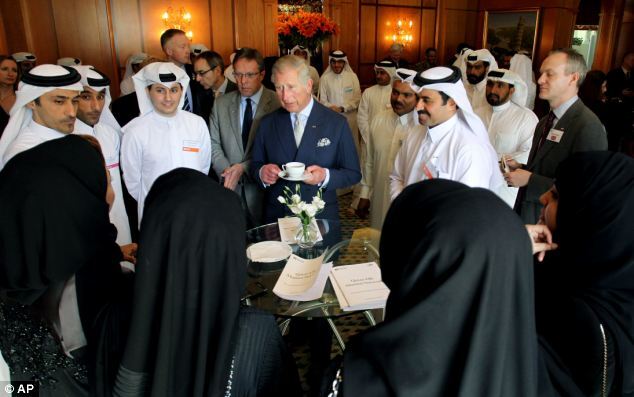 Принц Чарльз вже півроку "безуспішно" вчить арабську мову