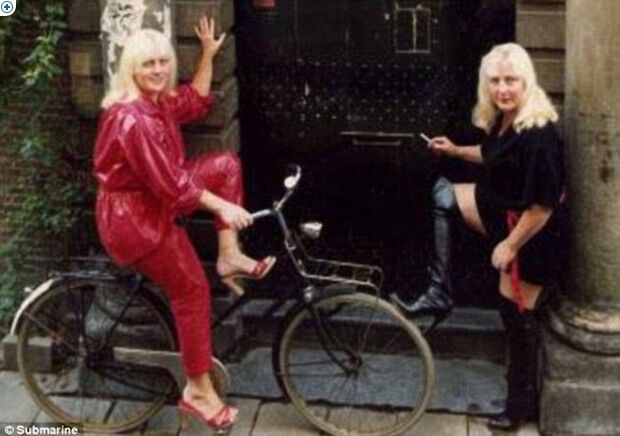 Старейшие путаны Амстердама уходят на пенсию. Фото. Видео