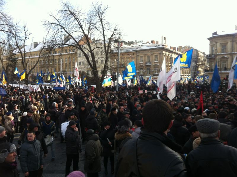 Милиция насчитала во Львове 2,5 тыс. "повстанцев"