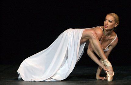 Волочкова рассказала, как балерин заставляют спать с олигархами