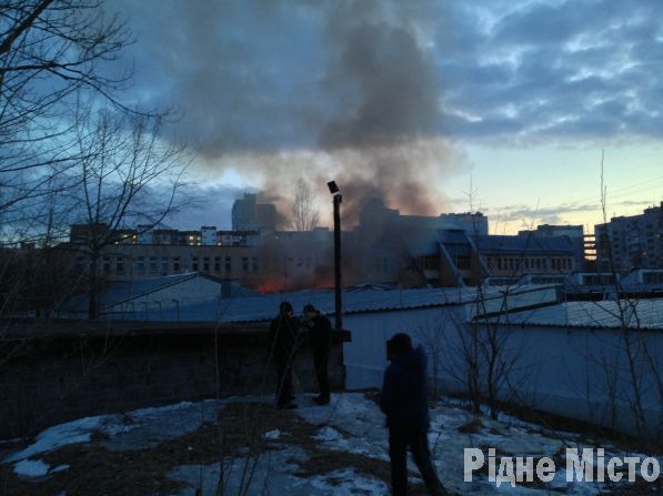 Пожар в Вышгороде: в химчистке едва не взорвались газовые баллоны
