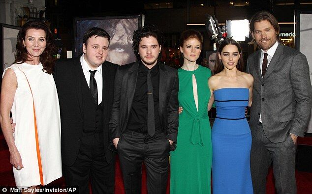 "Игра престолов": новые кадры и фото с премьеры третьего сезона