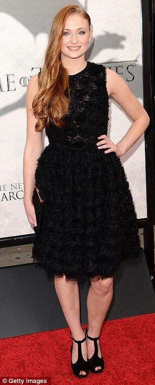 "Игра престолов": новые кадры и фото с премьеры третьего сезона