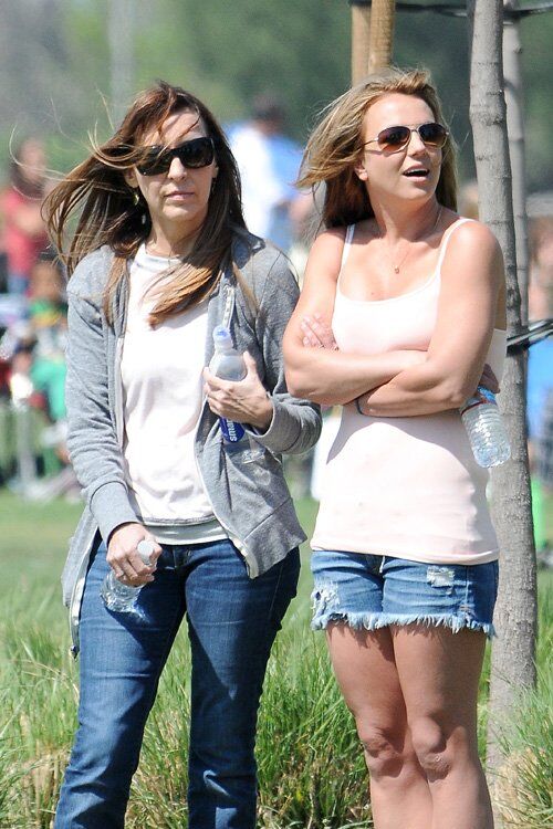 Бритни Спирс закопала "топор войны" с экс-супругом. Фото