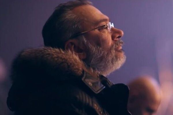 Меладзе после ДТП отпустил бороду и очень постарел. Фото