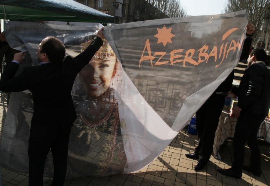У Донецьку гуляли на святі "Новруз Байрам"