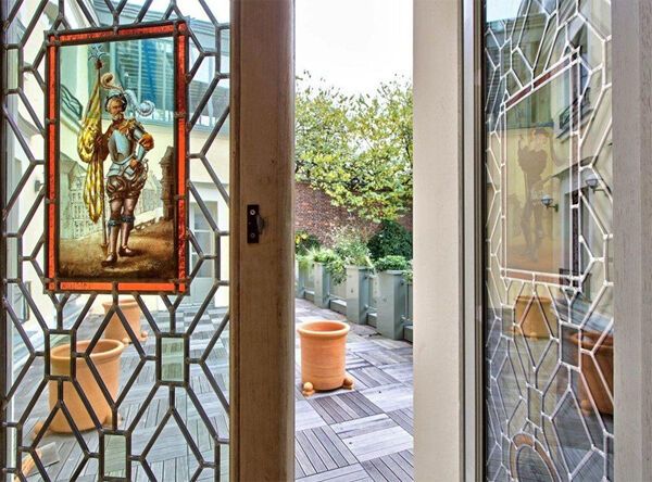 Депардьє подарує російським кіношникам свій шикарний особняк