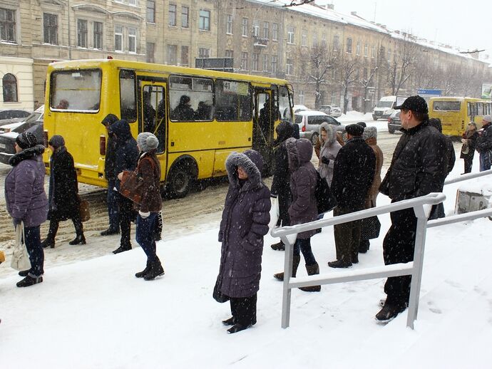 Негода паралізувала три західні області України