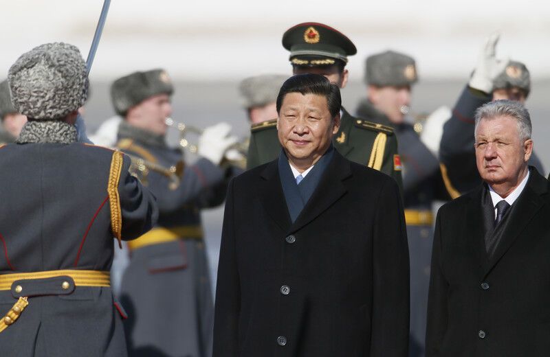 Своє перше закордонне турне лідер Китаю почав з Росії