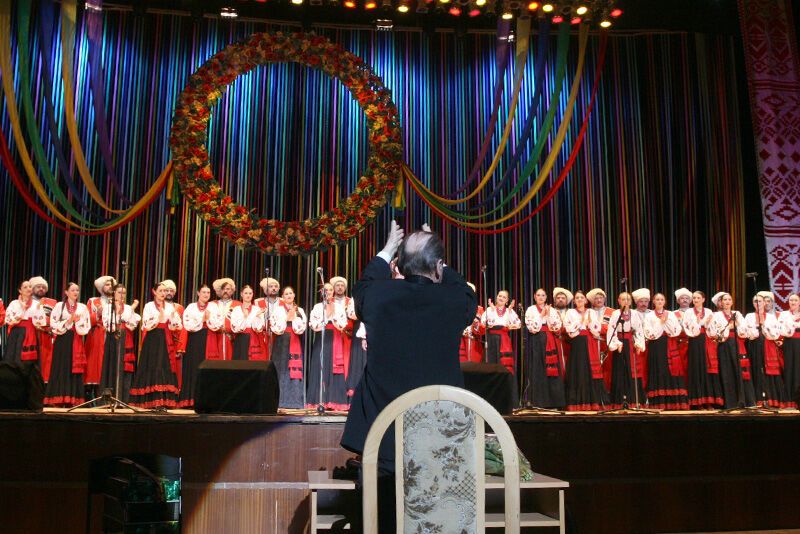 Выступление Кубанского казачьего хора в Киеве