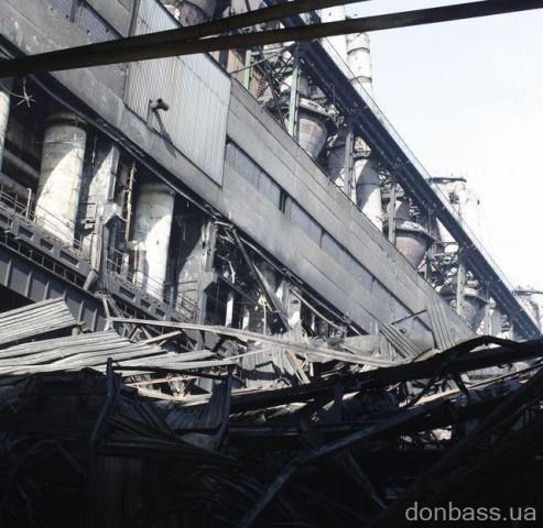 Углегорская ТЭС залита водой, а от огня расплавился металл
