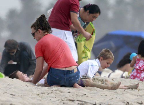 Бритни Спирс закопала своих сыновей. Фото