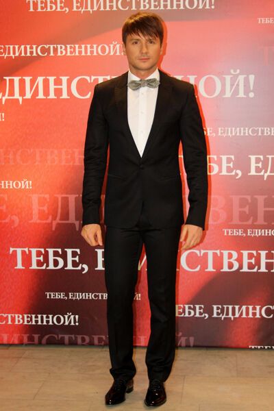 Звездные мужчины подарили грандиозный концерт "Тебе, единственной"