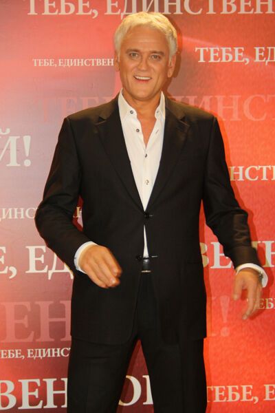 Звездные мужчины подарили грандиозный концерт "Тебе, единственной"