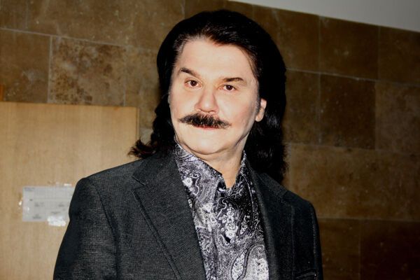 Звездные мужчины подарили грандиозный концерт "Тебе, единственной"