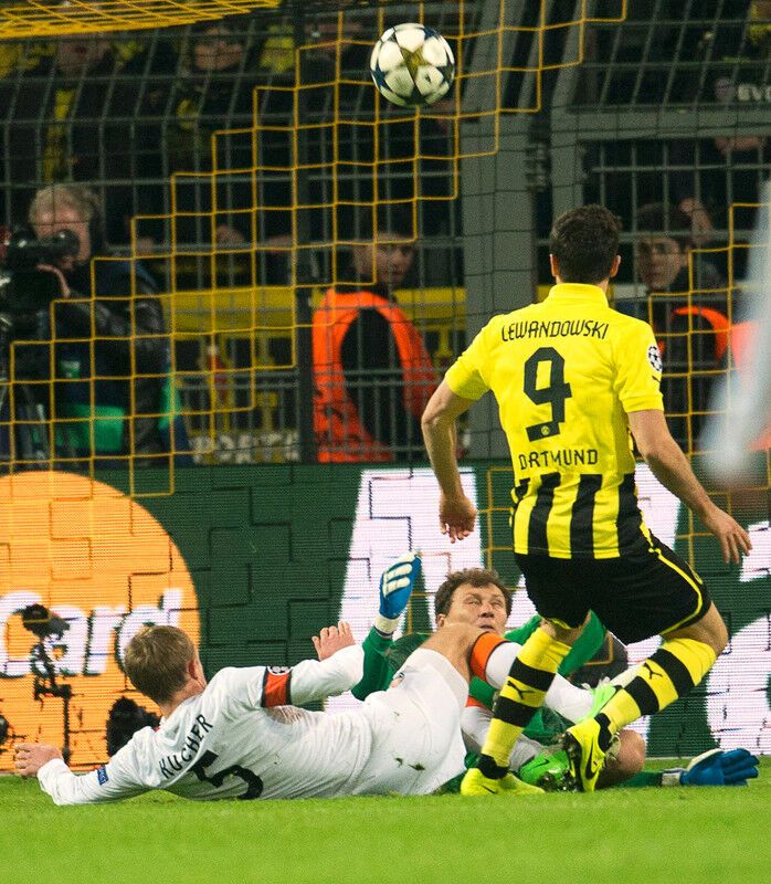 Позор "Шахтера"