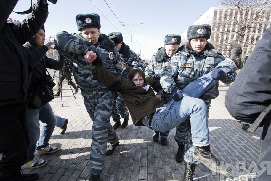 У Москві затримали пікетувальників на підтримку Pussy Riot