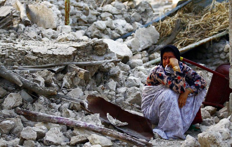 Увеличивается число погибших в результате землетрясения в Иране. Видео