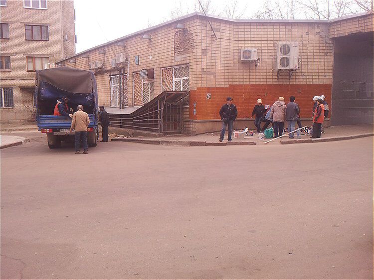 В Николаеве к приезду Януковича вовсю латают дороги