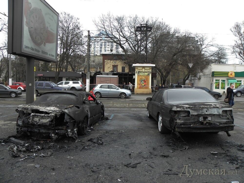 В Одессе случился странный пожар. Видео