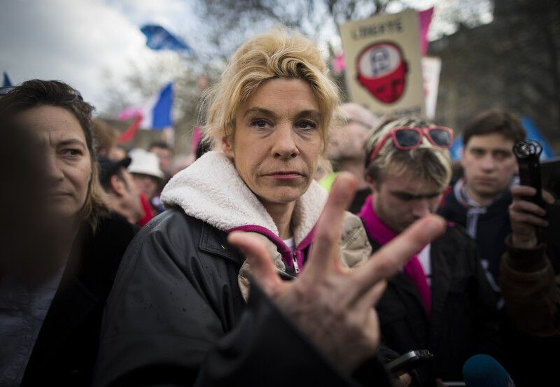 Тысячи парижан протестовали против однополых браков