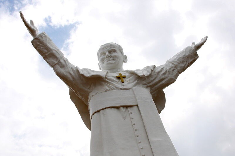 Найвища статуя Іоанна Павла II відкрита в Польщі