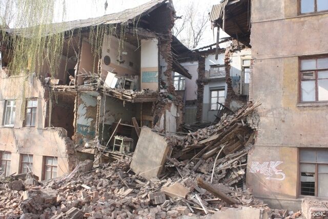 В Донецкой области рухнул жилой дом