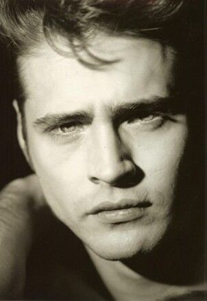 Брэндон из "Беверли-Хиллз": тогда и сегодня