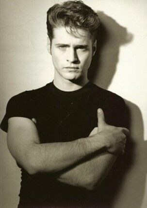 Брэндон из "Беверли-Хиллз": тогда и сегодня