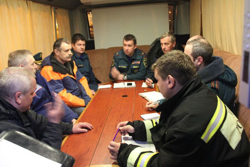 В Санкт-Петербурге от удара об опору Дворцового моста затонул катер