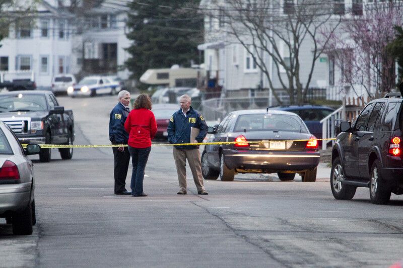 Поліція оточила будинок, де сховався бостонський терорист