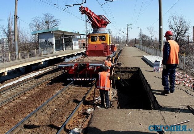 Возбуждено дело по обрушению перрона в Киеве