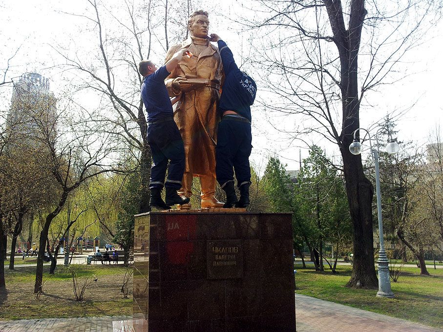 В Киеве на второй субботник пришли 106 тысяч человек