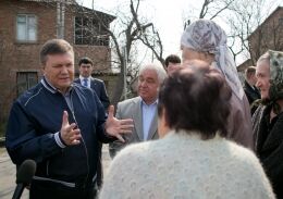 Янукович - пенсионерам: сказок в жизни не бывает