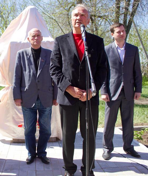 У Запорізькій області відкрили пам'ятник Леніну