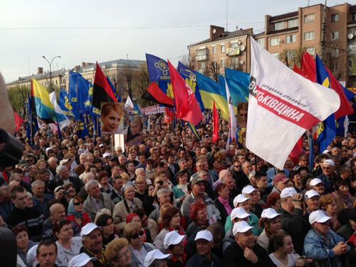 Оппозиция насчитала 5 тыс. "повстанцев" в Черкассах