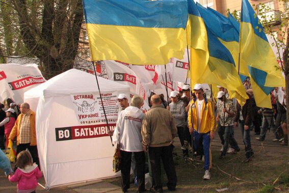 Міліція: в Черкасах було 1,5 тис. прихильників опозиції