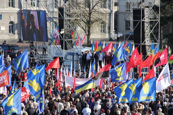 МВС: опозиція мітингувала в Чернігові без порушень