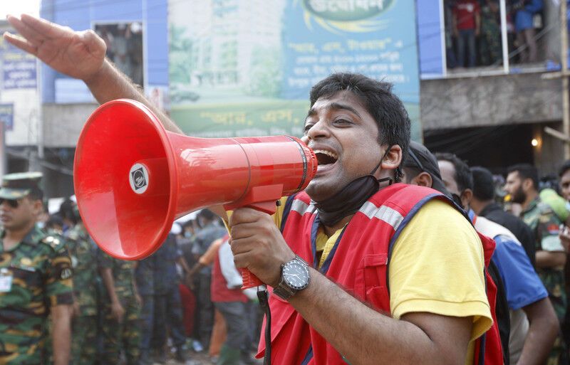 У Бангладеш заарештовано власники звалився будівлі